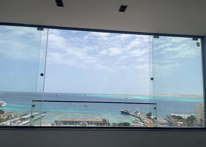 Rooftop 12 Sea View Апартаменты *