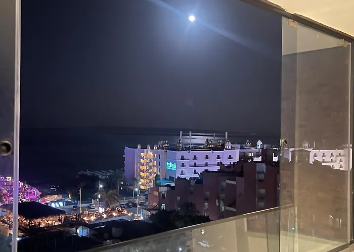 Rooftop 12 Sea View Апартаменты *